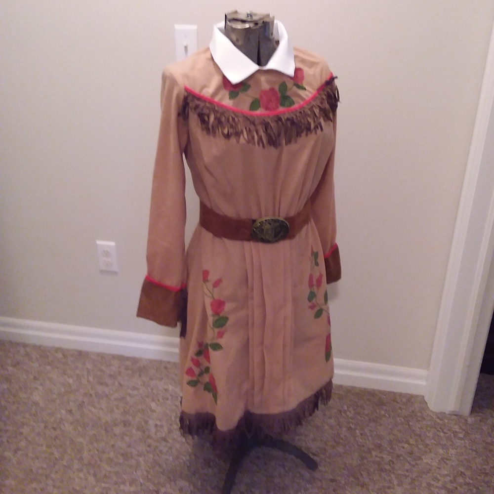 New Annie Oakley /Cowgirl Costume
